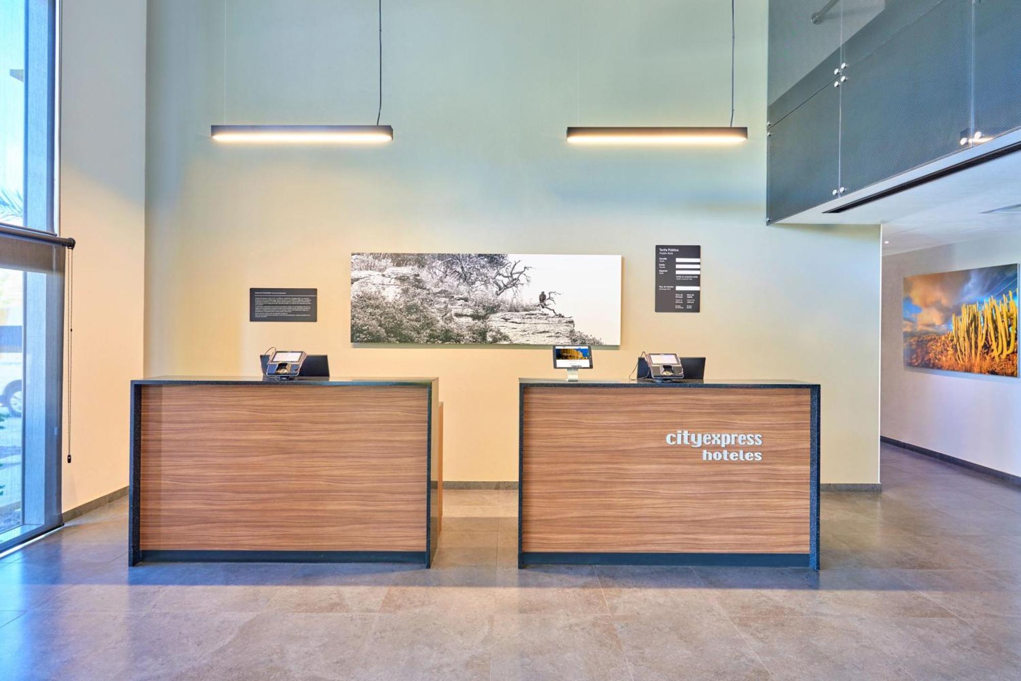 City Express By Marriott Comitan المظهر الخارجي الصورة